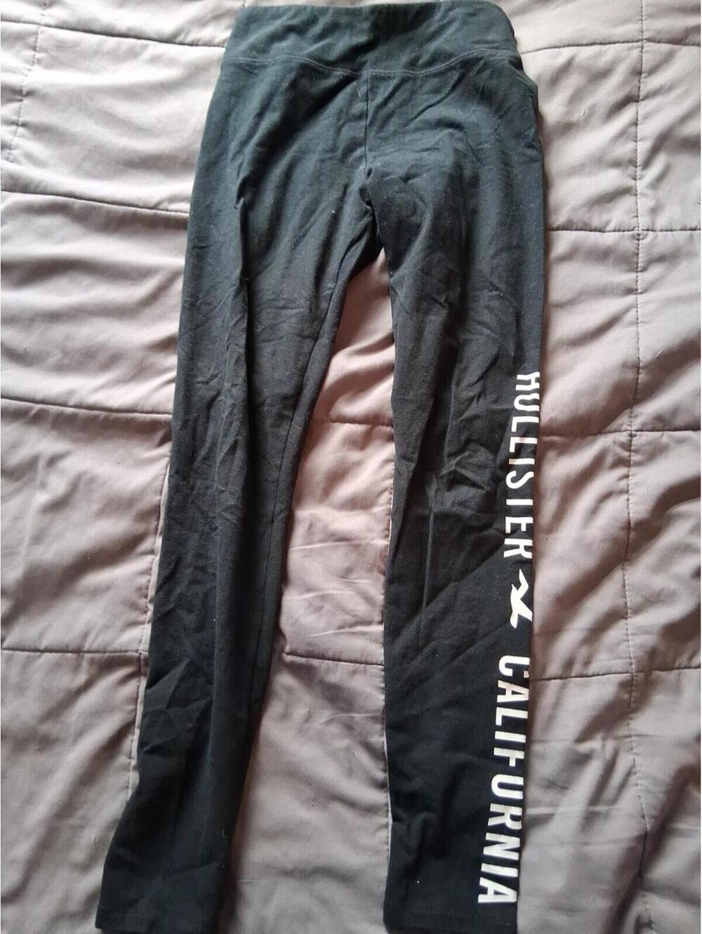 Hollister Womens Black Leggings Graphic Logo Size Small Y1
